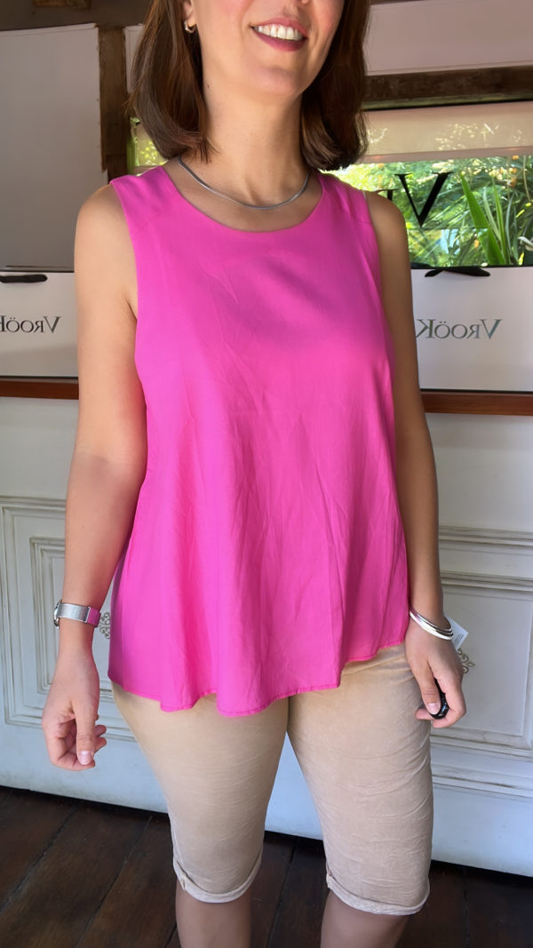 MUSCULOSA LINO FUCSIA